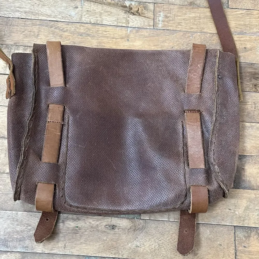 Vintage Style Leather Messenger Bag Handcrafted Adjustable Leather Strap Accent
